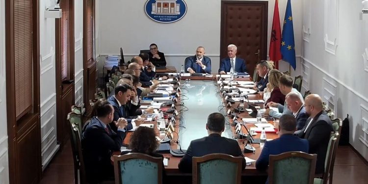 Kuvendi dëgjoi drejtësinë, por s’kishte kush ta kuptonte