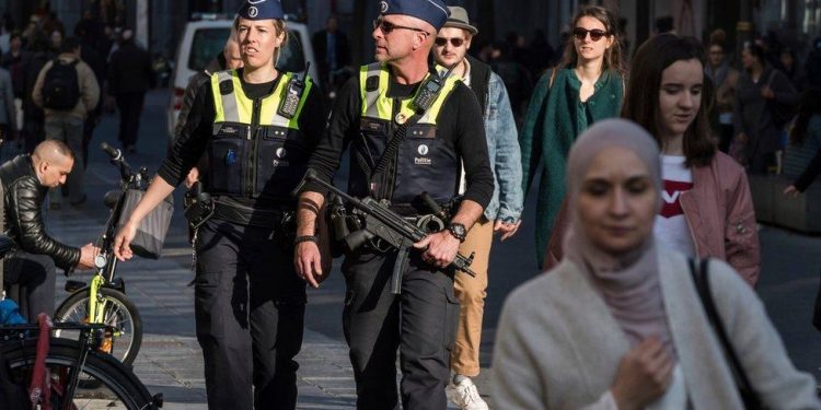 Belgjika pengon komplotin xhihadist për atentat me dron ndaj kryeministrit Bart De Wever