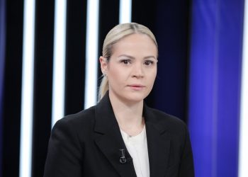 Guvernatori Gent Sejko ankohet nё Komisionin e Ekonomisё: Gazetarja Ola Xama e “kryqёzon” nё Facebook