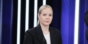Guvernatori Gent Sejko ankohet nё Komisionin e Ekonomisё: Gazetarja Ola Xama e “kryqёzon” nё Facebook
