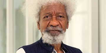 Shkrimtarit fitues të Nobelit, Wole Soyinka, i revokohet  viza amerikane