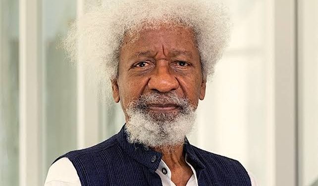 Shkrimtarit fitues të Nobelit, Wole Soyinka, i revokohet  viza amerikane