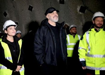 Vendim i respektuar apo i imponuar? Teatri ballkanik dhe dorëzimi i “Ballukut” në duart e drejtësisë kushtetuese