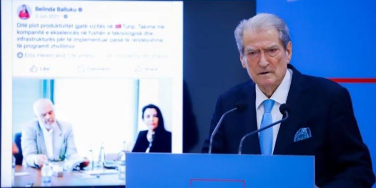 Berisha: Rama dhe Balluku, përgjegjës për aferën e tunelit të Llogorasë dhe Aeroportit të Vlorës