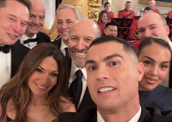 Superstari Ronaldo “shënon” në Shtëpinë e Bardhë: i ftuar special i Presidentit Trump
