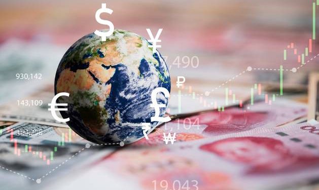 Luhatjet e valutave – Dollari amerikan forcohet lehtë ndaj lekut