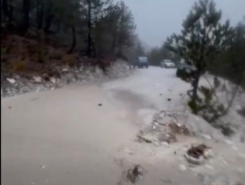 Moti i keq në Shkodër –Theth, evakuohen 9 persona të bllokuar