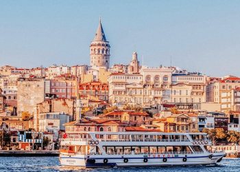 Turqia / Stambolli, një udhëtim mes dy botëve që duhet përjetuar të paktën një herë