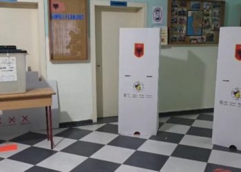 Boumerangu i “Pesёnjakeve” lokale në Shqipëri: Vlora me 12% pjesëmarrje, votuan vetëm 18 mijë nga 130.4 mijë qytetarë për kreun e ri të Bashkisë