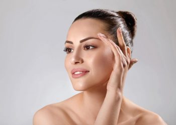 Peptidet – moda e rrezikshme që po pushton bukurinë moderne