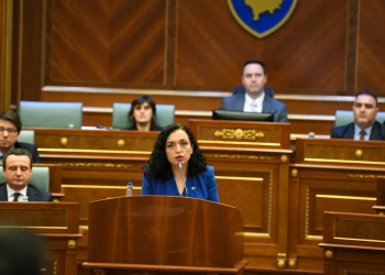 Kosova shkon në zgjedhje të jashtëzakonshme dhe përballet me krizë në sistemin e drejtësisë