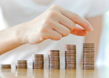 Nga viti 2026 nis indeksimi automatik i pagave në sektorin publik, përfshihet edhe vjetërsia në Shëndetësi e Polici