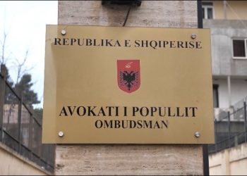 A do kemi kёtё javё njё Avokat tё ri Populli?