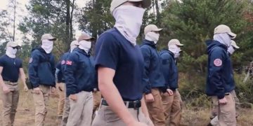 CNN zbulon bazën e fshehtë të një grupi supremacist në Tennessee