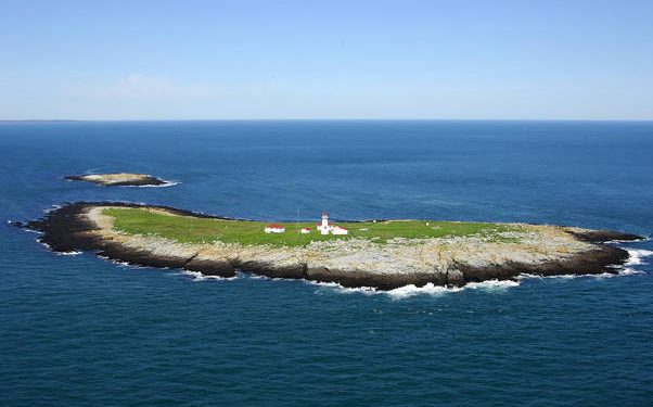 Ishulli i harruar që po hap një grindje të re mes SHBA-së dhe Kanadasë