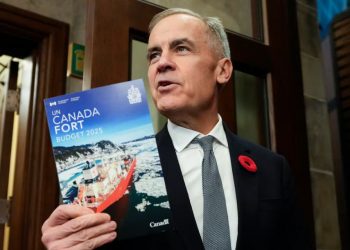 Kryeministri  i Kanadasë kritikohet për “përdorimin” e drejtshkrimit britanik