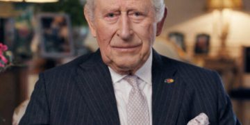 Mbreti Charles jep mesazh televiziv për betejën me kancerin dhe shpresën e shërimit