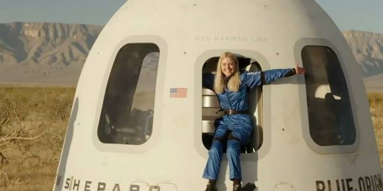 Fluturimi i parë suborbital i Blue Origin me një person me aftësi të kufizuara shënon një moment historik