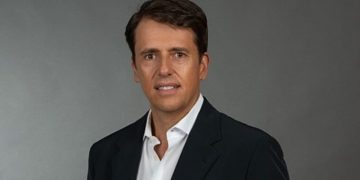 Avokati zviceran i “Panama Papers” përballet me drejtësinë në Gjermani për akuzat e evazionit fiskal