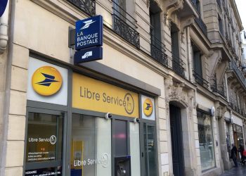 Sulmi kibernetik paralizon postën franceze në prag të Krishtlindjeve