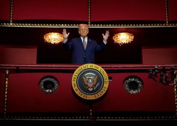 Shtëpia e Bardhë: Qendra Kennedy riemërtohet “Trump-Kennedy”, artistët bojkotojnë shfaqjet