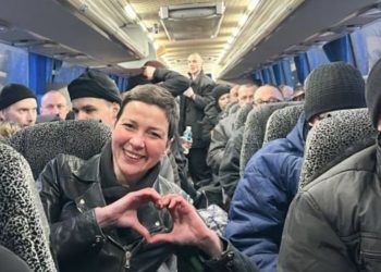 Bjellorusia liron 123 të burgosur politikë pas marrëveshjes me SHBA-në, mes tyre fituesi i Nobelit për Paqe Ales Bialiatski
