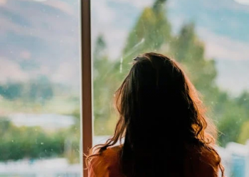 Partneret xheloze “trondisin” shtetin me rrëfimet e tyre