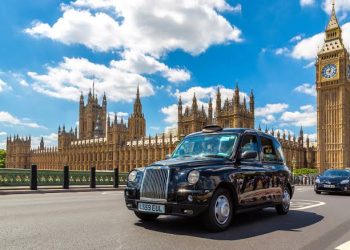 Epoka dixhitale? Jo në Londër: Taksistët mësojnë qytetin përmendësh!