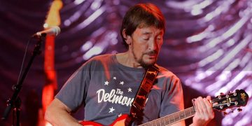 Lamtumirë Chris Rea, zëri i udhëtimeve të gjata dhe i Krishtlindjeve