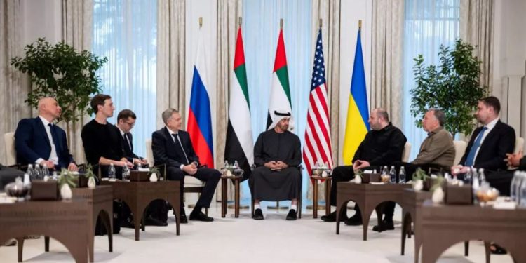 Bisedimet Rusi–Ukrainë në Abu Dhabi mbyllen pa marrëveshje, ndërsa sulmet mbi Kiev vazhdojnë