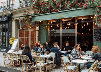 Pse po shuhen restorantet franceze tradicionale