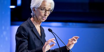 Bullgaria i bashkohet euros, Lagarde: “Mirë se vini në familje”