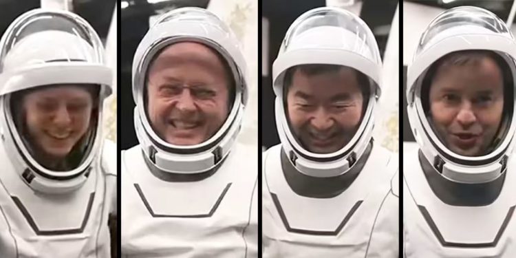 Evakuim historik: Astronautët kthehen herët në Tokë pas një emergjence mjekësore në orbitë