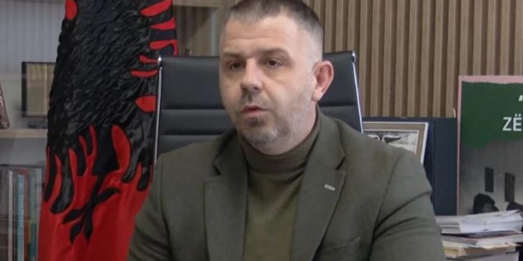 Shqiptarët në Luginë përballë diskriminimit sistematik: Shkollat shqipe në kushte alarmante