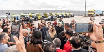 Angelina Jolie viziton Palestinën/Pengohet në kalimin kufitar në Rafah nga Izraeli