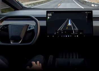 Tesla bёn Autopilotin me pagesë mujore: një funksion i zakonshëm tani kushton 99 dollarë në muaj