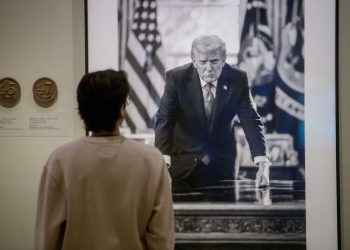 Trump “riformaton” historinë në muze