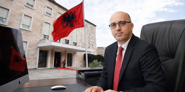 Goditet rëndë “Gjumashi” i ILD: Qeveria i hedh një thes me para