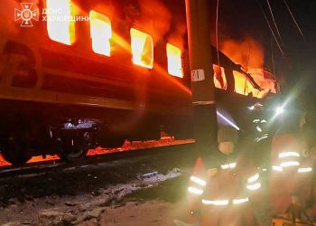 Sulm rus me dron ndaj trenit civil në Ukrainë: pesë të vdekur, Zelensky e quan akt terrorizmi