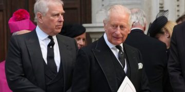 Charles vendos distancë të prerë nga Andrew: “Ligji duhet të marrë rrugën e vet”