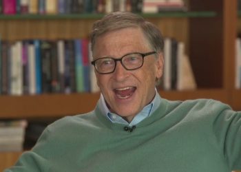 Bill Gates thyen heshtjen pёr dosjet Epstein: “Pendohem për çdo minutë që kam kaluar me të”