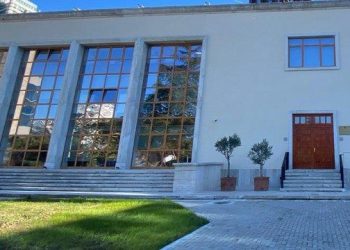 Skandali vazhdon: ILD-ja njё ekip i pёrgjysmuar “breshkash” qё paguhen sikur tё jenё kope me leopardё