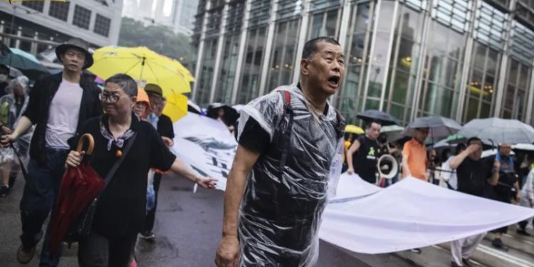 20 vite burg për manjatin e medias Jimmy Lai – dënimi që simbolizon goditjen ndaj lirive në Hong Kong