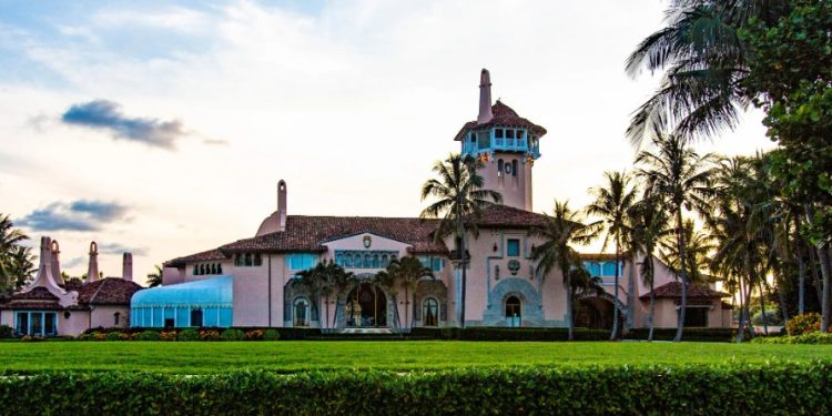 Të shtëna në Mar-a-Lago, qëllohet për vdekje i riu nё pronёn e presidentit Trump