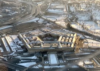 Epsteinit iu ofrua të blinte ndërtesa të lidhura me Pentagonin dhe FBI-në