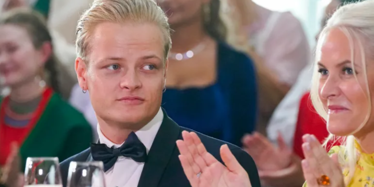 Arrestohet djali i princeshës së kurorës së Norvegjisë, pak ditë para gjyqit për përdhunim