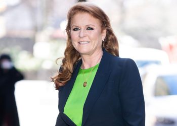 Email-et që trazojnë familjen mbretërore: Sarah Ferguson e marrosur pas Epsteinit