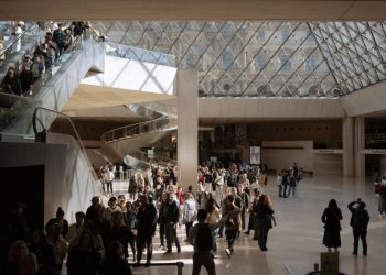 Skemё mashtrimi me biletat në Louvre, muzeu ka humbur rreth 12 milionë dollarë