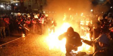 “Bomba artizanale” dhe gjuha e fortë e Ramës – reagimi pas protestës tregon nervozizëm për atë që mund të vijë
