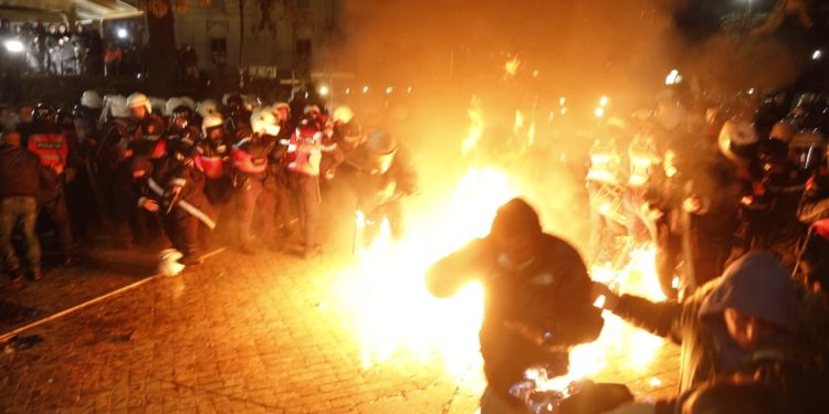 “Bomba artizanale” dhe gjuha e fortë e Ramës – reagimi pas protestës tregon nervozizëm për atë që mund të vijë